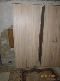 Prodám šatní skříně - 4