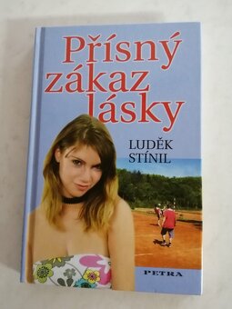 romány pro dívky Luďka Stínila NOVÉ    5  ks - 4