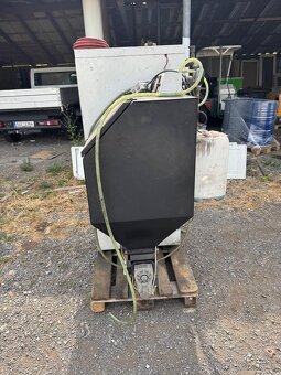 Automatický kotel Benekov LT25 - 4