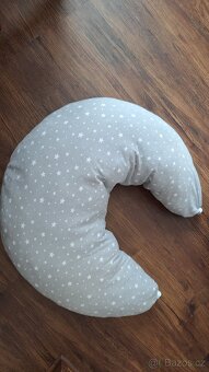Kojicí a těhotenský polštář - 4