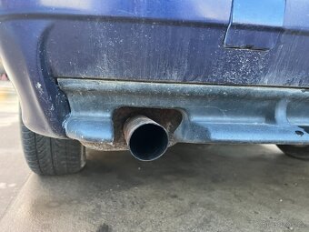 BMW E36 M-Packet zadní nárazník - 4