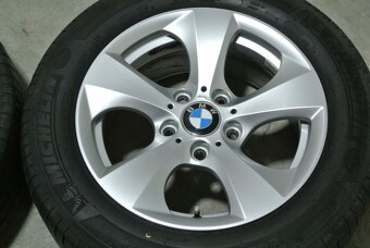 zánovní originál ALU BMW 16" 5x120 ET31 pneu 205/60/16 - 4