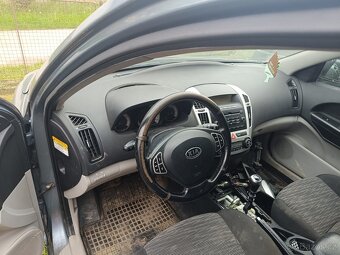 Kia ceed - 4
