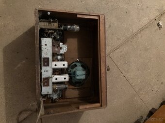 Staré rádio Tesla - 4
