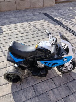 Elektrická motorka bmw s1000rr - 4