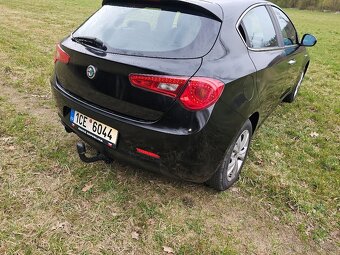Alfa Romeo Gulieta 1.4 Turbo Benzín r.v 2010 - 4