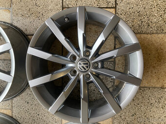 Alu disky 5x112 R18 Monterey VW Passat - originál - 4