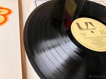 2 Lp - Ventures - Ventures - Japan press - 4