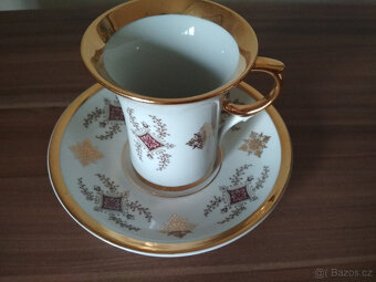 porcelánový šálek s podšálkem, značený - 4