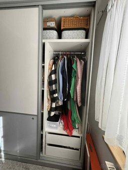 Vestavná  skříň - 4