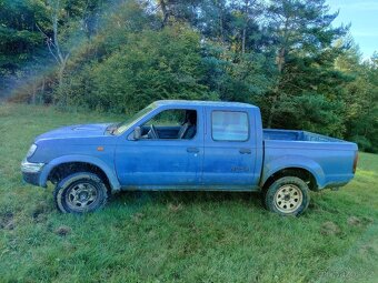 Nissan Navara d22 - 4