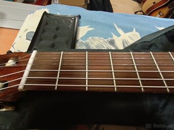 Prodám 3/4 kytaru STRUNAL+pouzdro+podnožku-Kyjov - 4