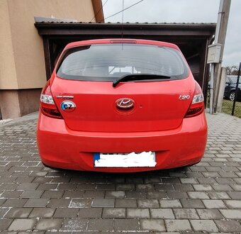 Hyundai i20 1.2i 57 kw, r. 2011, 1. Majitel, 93 000km. - 4