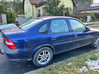 Opel Vectra B 1996 - 4
