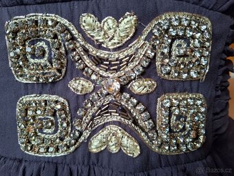 Černé hedvábné letní šaty - 4