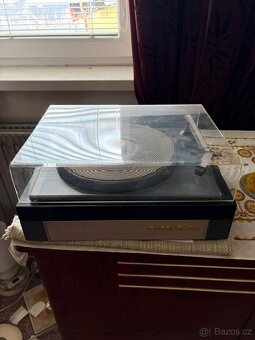 Starý gramofon Supraphon - 4