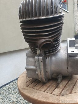 Motor jawa/ČZ 175 ? - 4