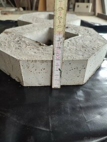 Zatravňovací dlažba betonová - 4