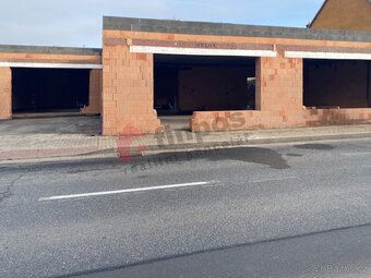 Pronájem obchodního prostoru 280 m2 v Oslavanech, okres Brno - 4