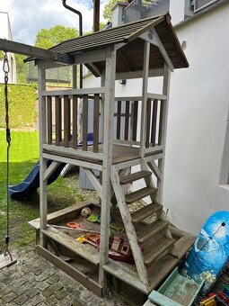 Dětský domeček se skluzavkou, houpačkou, pískovištěm - 4