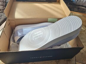 Tommy Hilfiger sneakers vel.40 - 4