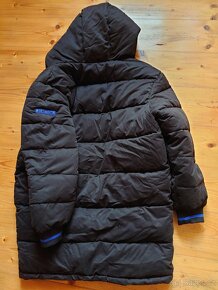 Benetton zimní chlapecká bunda. - 4