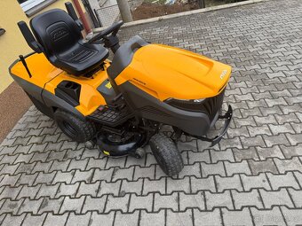 Zahradní traktor STIGA Estate 7102 - 4