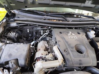 Mitsubishi L200 - 4
