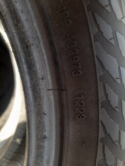 Zimní pneu 225/50 R17 - 4