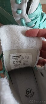 Dívčí brusle vel 34 - 21,8 cm - 4