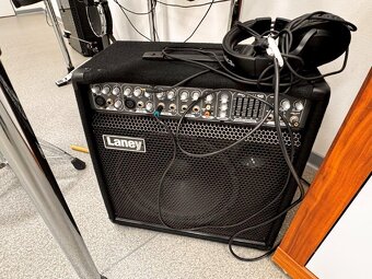 Elektronické bicí Alesis Command Mesh Kit + Laney AH150 - 4