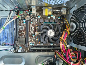 PC AMD někomu se může hodit - 4