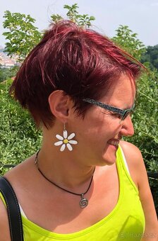 Nádherné orig. smaltované náušnice kopretiny, sleva. - 4