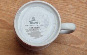 Porcelánový hrníček s nápisem Miluješ mě? - 4