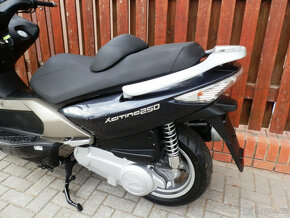 Kymco Xciting 250 i.e - 4