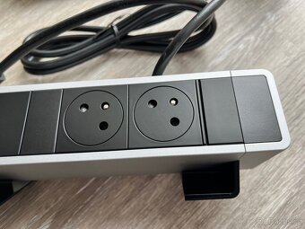 Legrand INCARA On Desk stolní zásuvkový blok s nabíječkou - 4