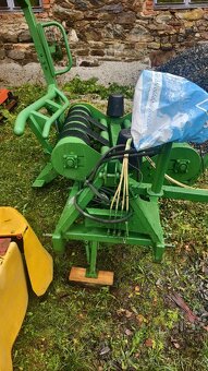 Samonakladaci balička senaže elho 520 - 4