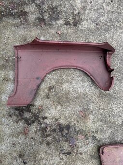 Přední i zadní blatník Lada 1500 - 4