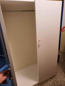 Skříňová sestava s nádstavci - 4