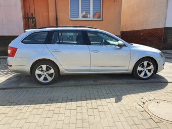 Škoda Octavia III ELEGANCE combi 2.0TDi DSG XENON - 4