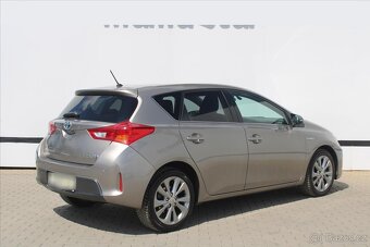 Toyota Auris 1.8i HYBRID STYLE ČR (2014) - 4