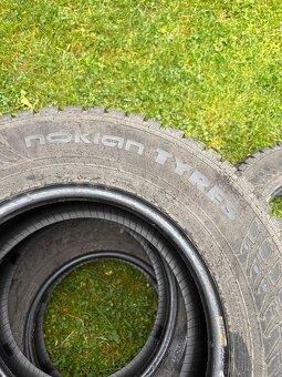 Pneu 225/70 15C - 4