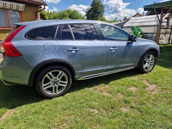 Volvo V40 CROSS Country automat - 4