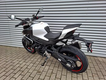 CFMOTO 450NK (BONUS 10 000,- Kč) - 4