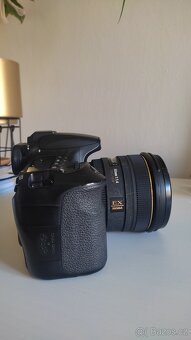 Zrcadlovka Canon 60D - 4
