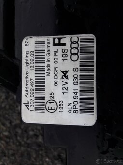 Audi A3 8p pravý přední světlomet xenon - 4