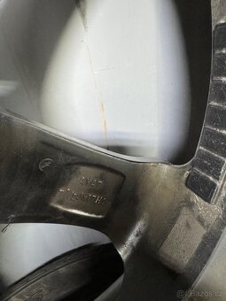 Prodám alu R17 včetně pneu 225/60 R17 Hankook. - 4
