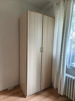 Stěna skříní+ malá skříň - 4