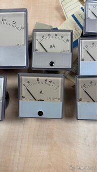 Analogové panelové měřáky ampérmetr voltmetr - 4