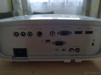 Projektor BenQ W1060 - 4